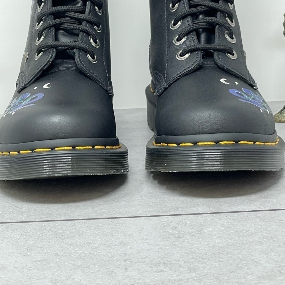 Dr martens 1490 Mystic Garden RARE Blue Floral Doc Martens - Picture 6 of 13